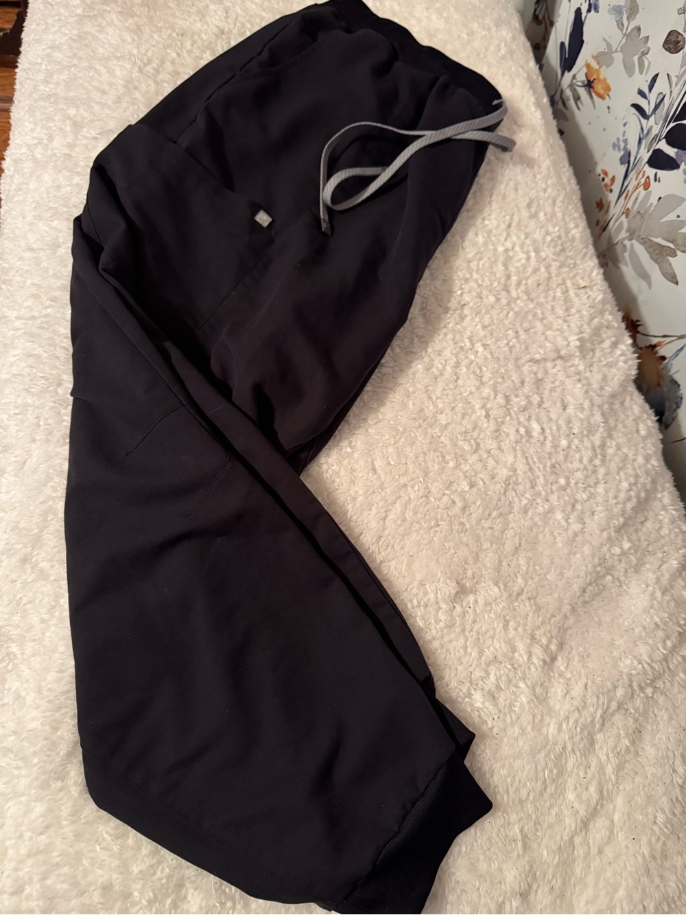 Fabletics Scrub Bottoms Size 2X Short Cuff Hem Black